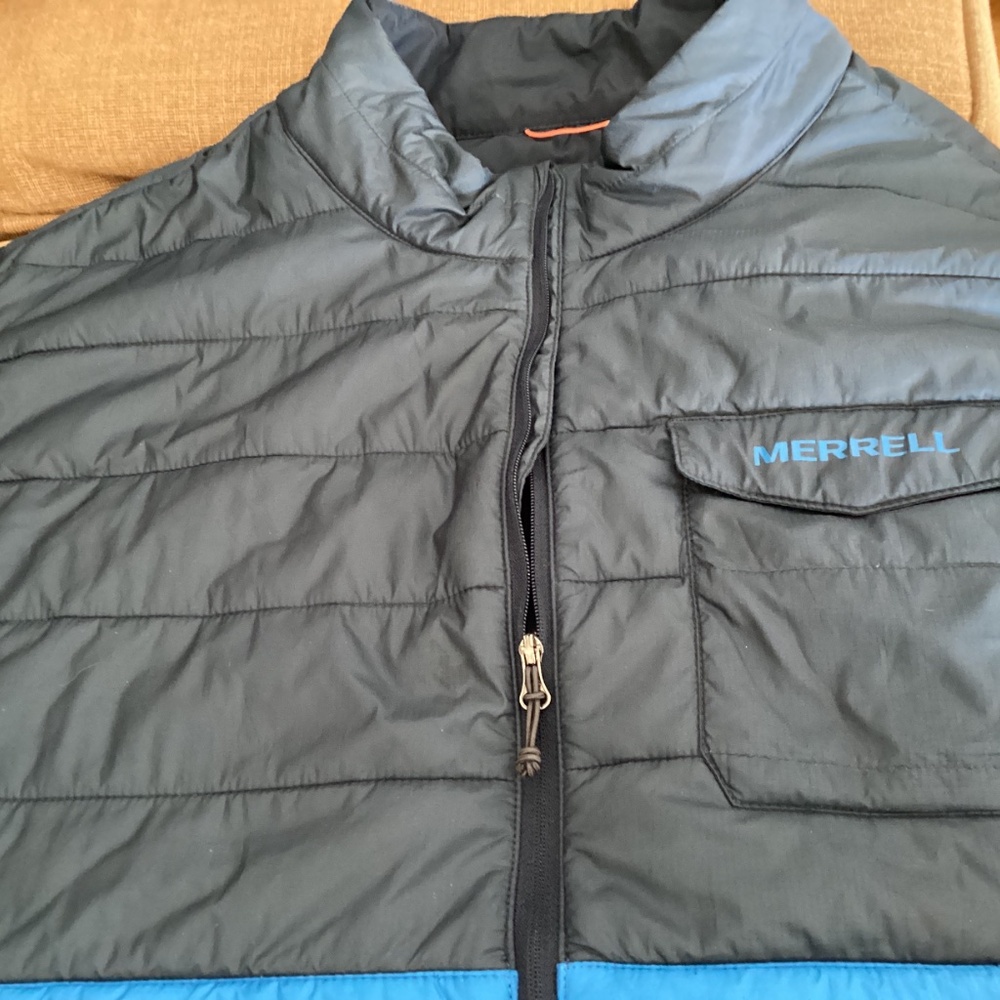 Merrell Vest - Picture 3 of 6